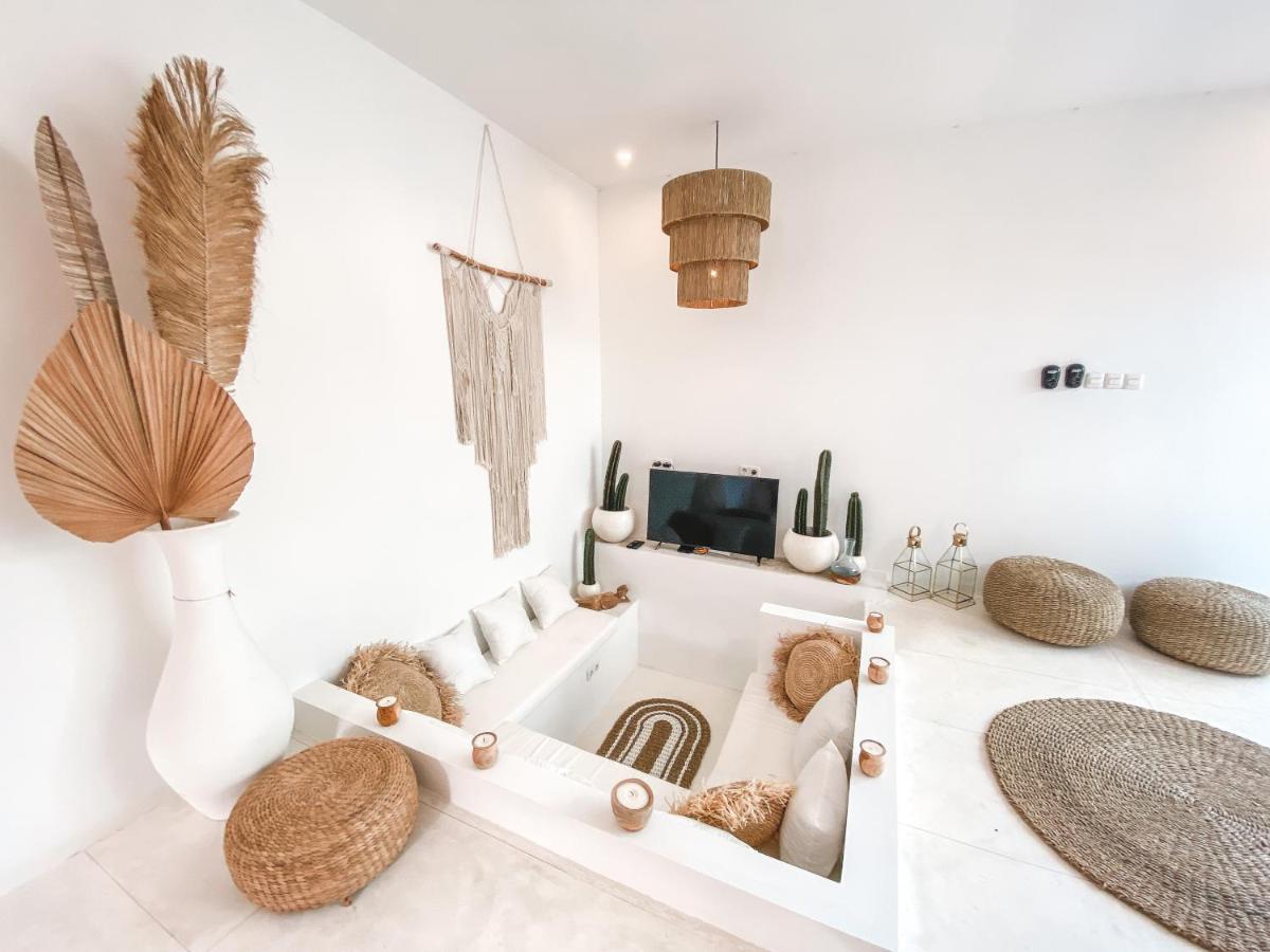 Villa Uma & Amu - Modern Design Kuta  Εξωτερικό φωτογραφία