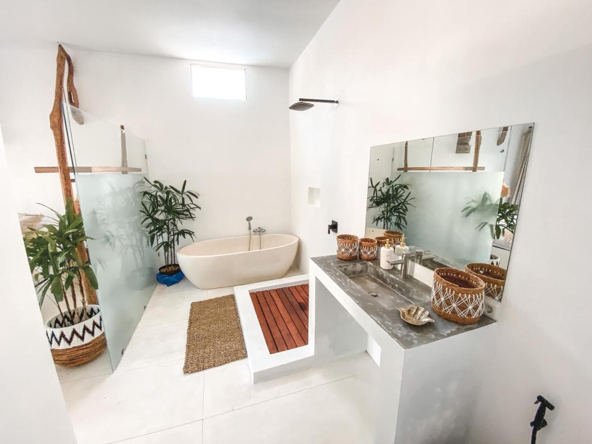 Villa Uma & Amu - Modern Design Kuta  Εξωτερικό φωτογραφία