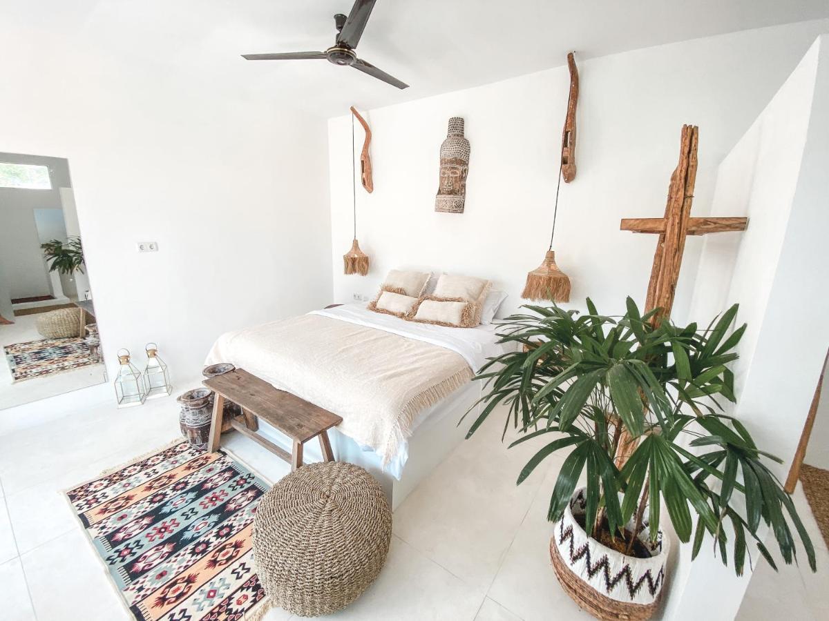 Villa Uma & Amu - Modern Design Kuta  Εξωτερικό φωτογραφία